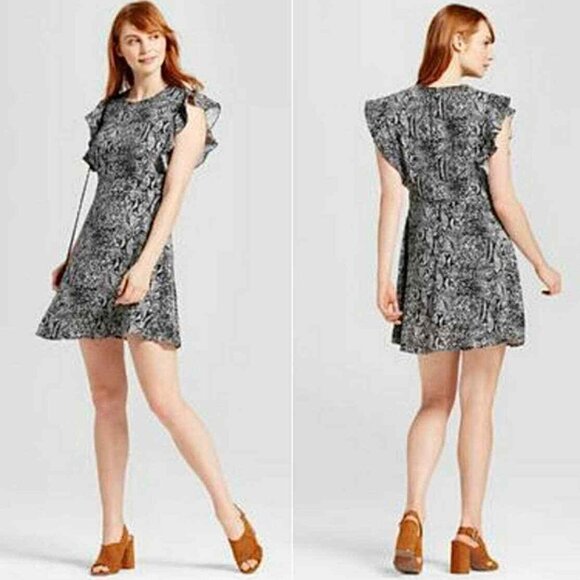 Who What Wear Dresses & Skirts - WHO WHAT WEAR - black/white snakeskin dress ruffle sleeve - XS
